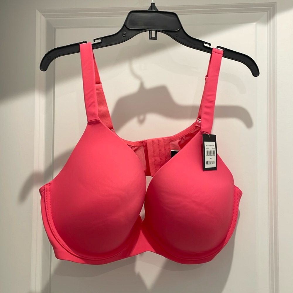 NWT Avenue Underwire Plunge Bra - Size 46DD